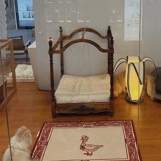Solid Wood Pet Beds and Furniture Strong and Durable Vintage Small Cat Bed Luxury Design Cat Accessories Pets Products