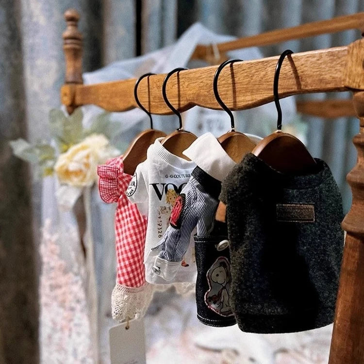 Solid Wood Pet Beds and Furniture Strong and Durable Vintage Small Cat Bed Luxury Design Cat Accessories Pets Products