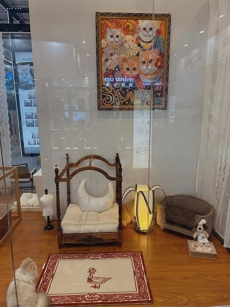 Solid Wood Pet Beds and Furniture Strong and Durable Vintage Small Cat Bed Luxury Design Cat Accessories Pets Products